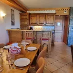 Duplex Cosy 4 Pieces Avec Acces Piscine Et Parking, Pied Des Pistes - Fr-1-181-2870