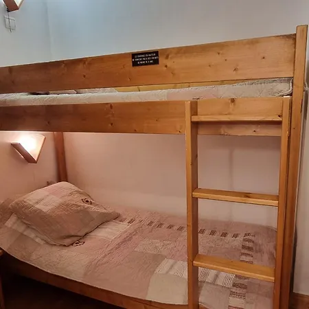 Duplex Cosy 4 Pieces Avec Acces Piscine Et Parking, Pied Des Pistes - Fr-1-181-2870 *